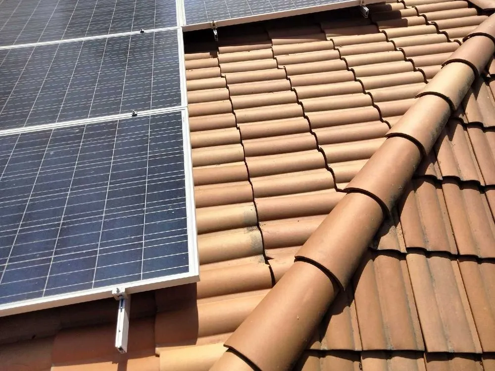 Slide of Mexican Roofer