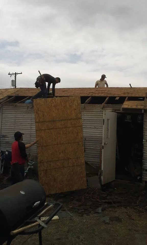 Slide of Meza Roofing & Remodeling