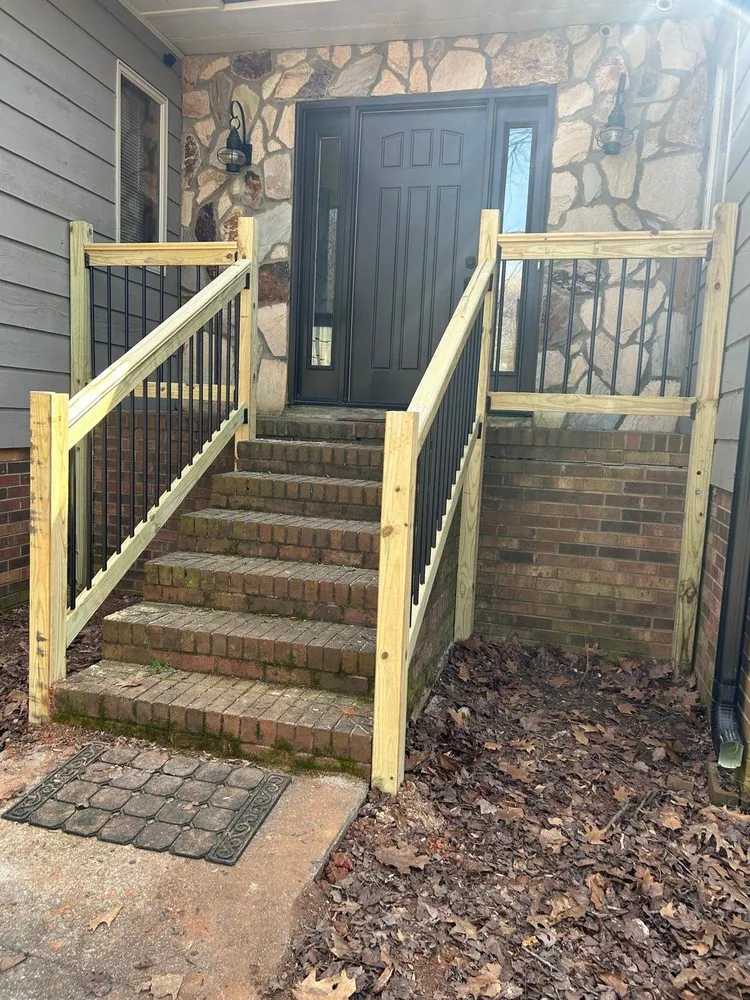 Slide of M&G Home Improvements