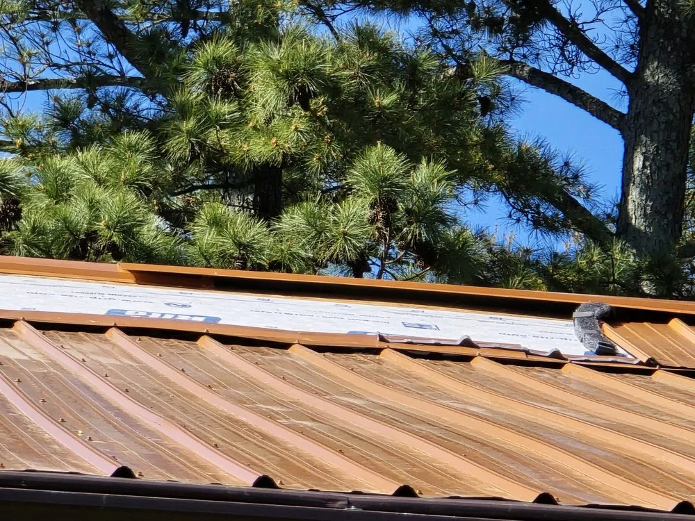 Slide of M&G Roofing