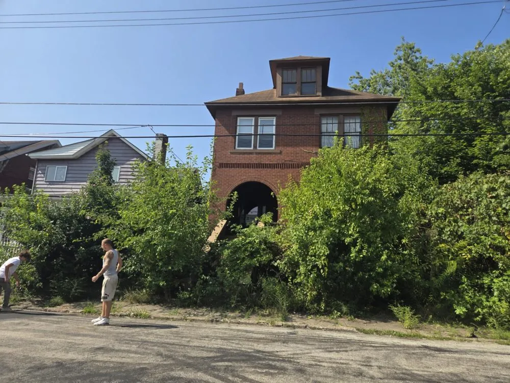 Slide of MGC - Mortons General Contractor and Services