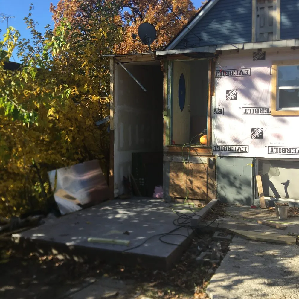 Slide of Mgm Cruz Construction