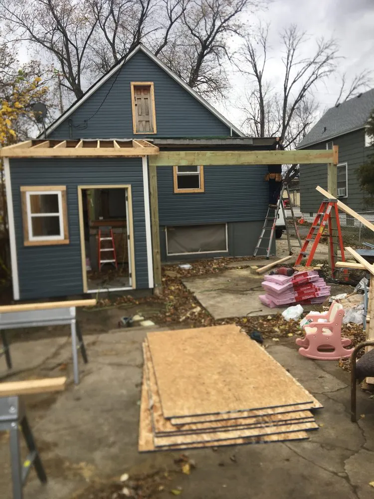 Slide of Mgm Cruz Construction