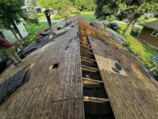 MGM Renovations Logo