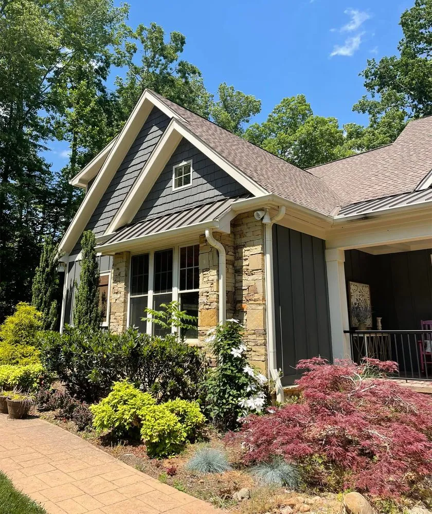 Licensed flat roof repair in Andersonville, TN - MGT Construction