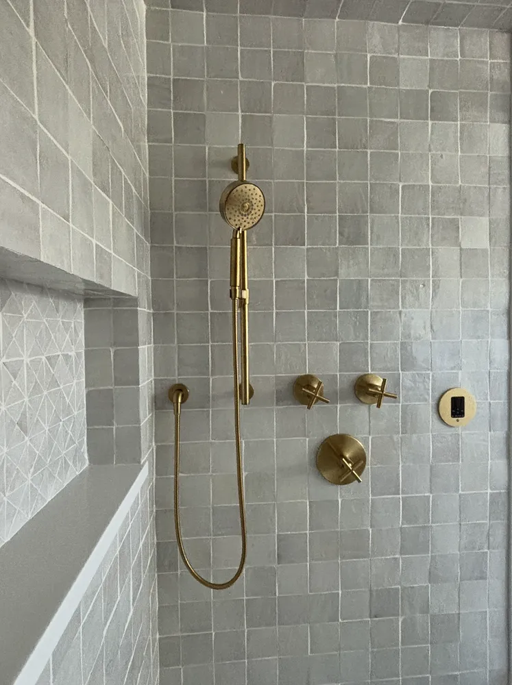 Slide of MH Building Solutions - Phoenix