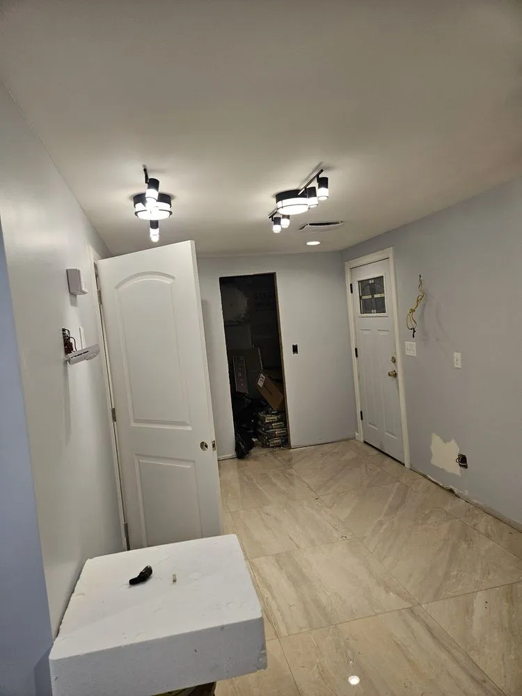 Slide of M&H Handy Services