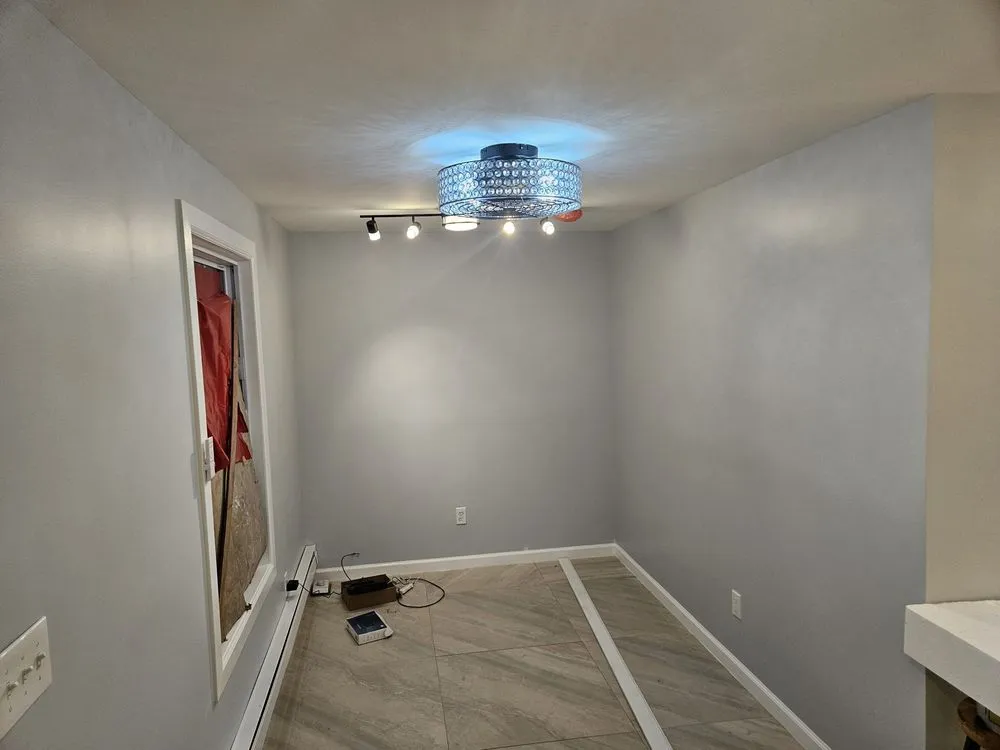 Slide of M&H Handy Services