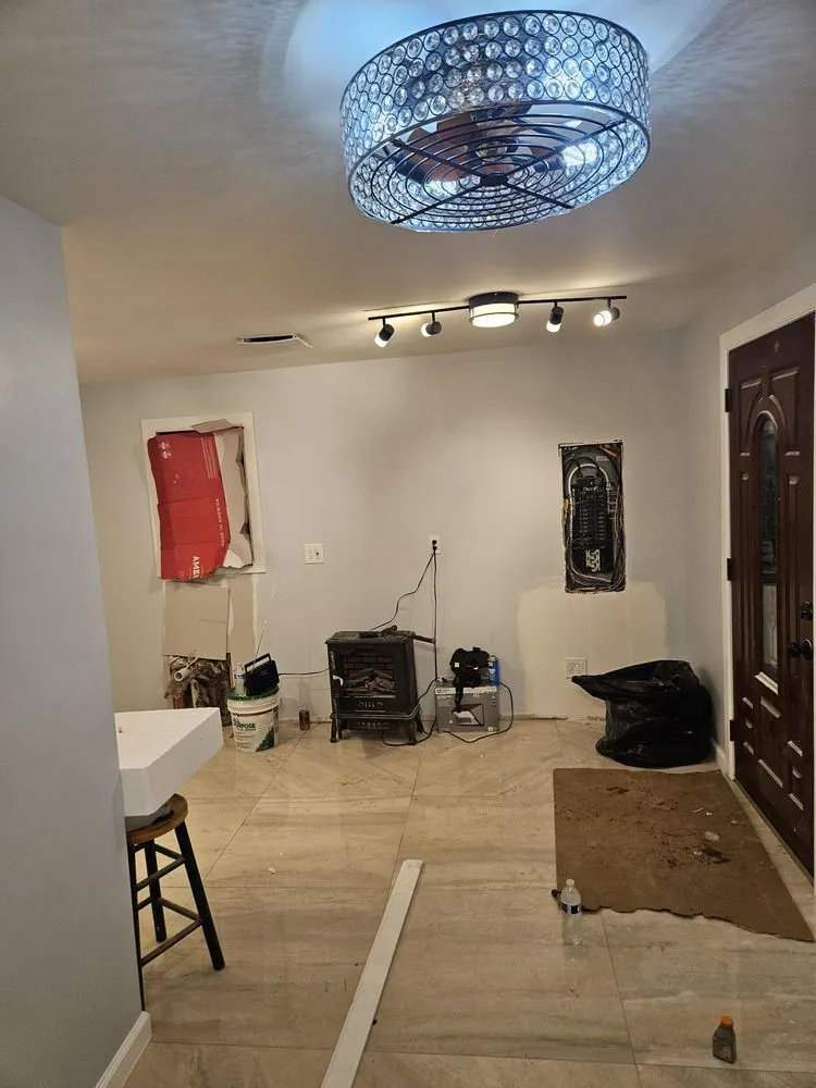 Slide of M&H Handy Services