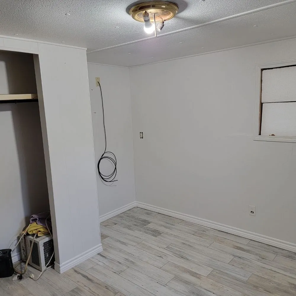 Slide of M&H Jashi's Paint & Roof