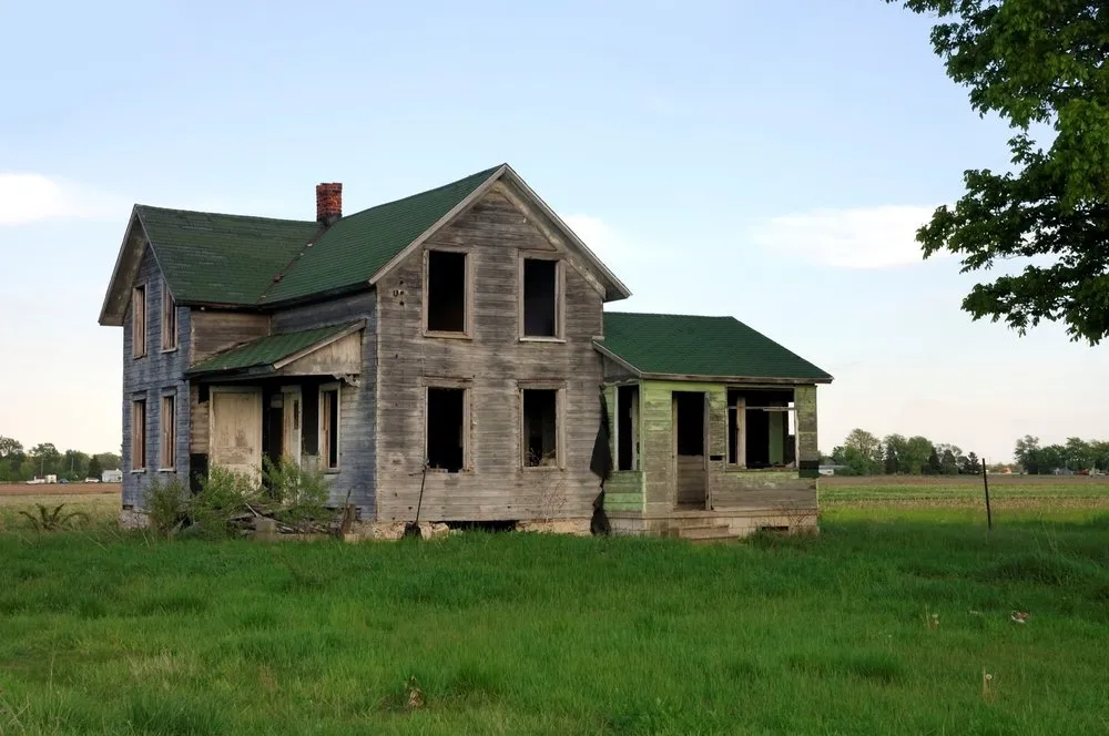 Slide of MHI Roofing