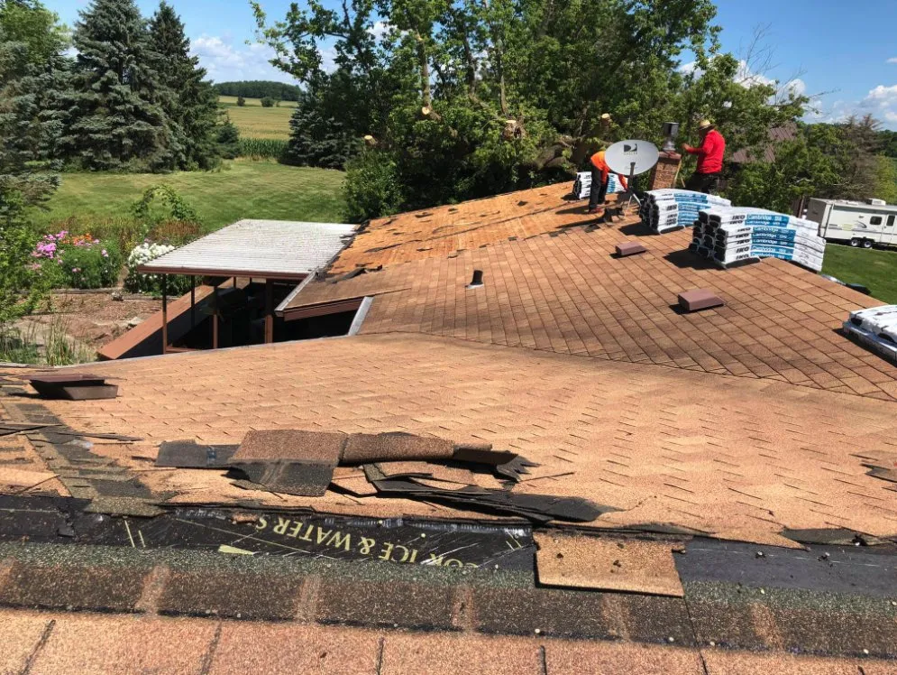 Slide of MHR Roofing and Improvements