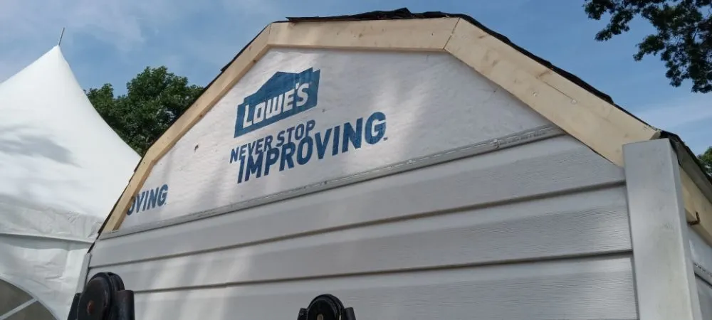 Slide of Mi Amigo Handy Man