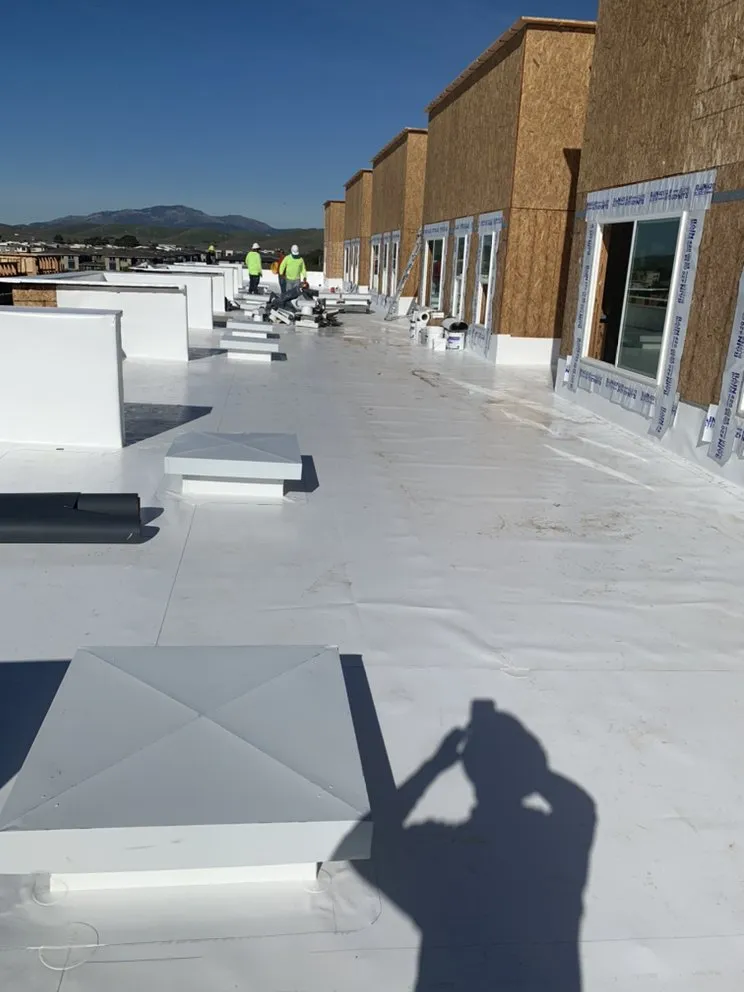 Slide of Mi Casa Costruction Roofing