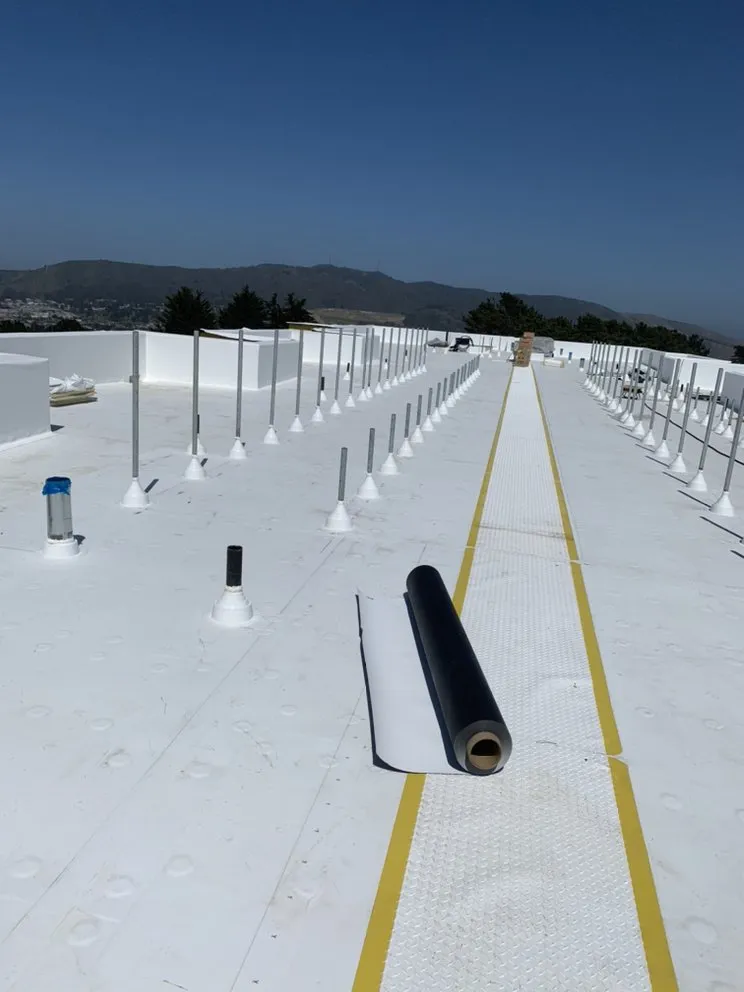 Slide of Mi Casa Costruction Roofing