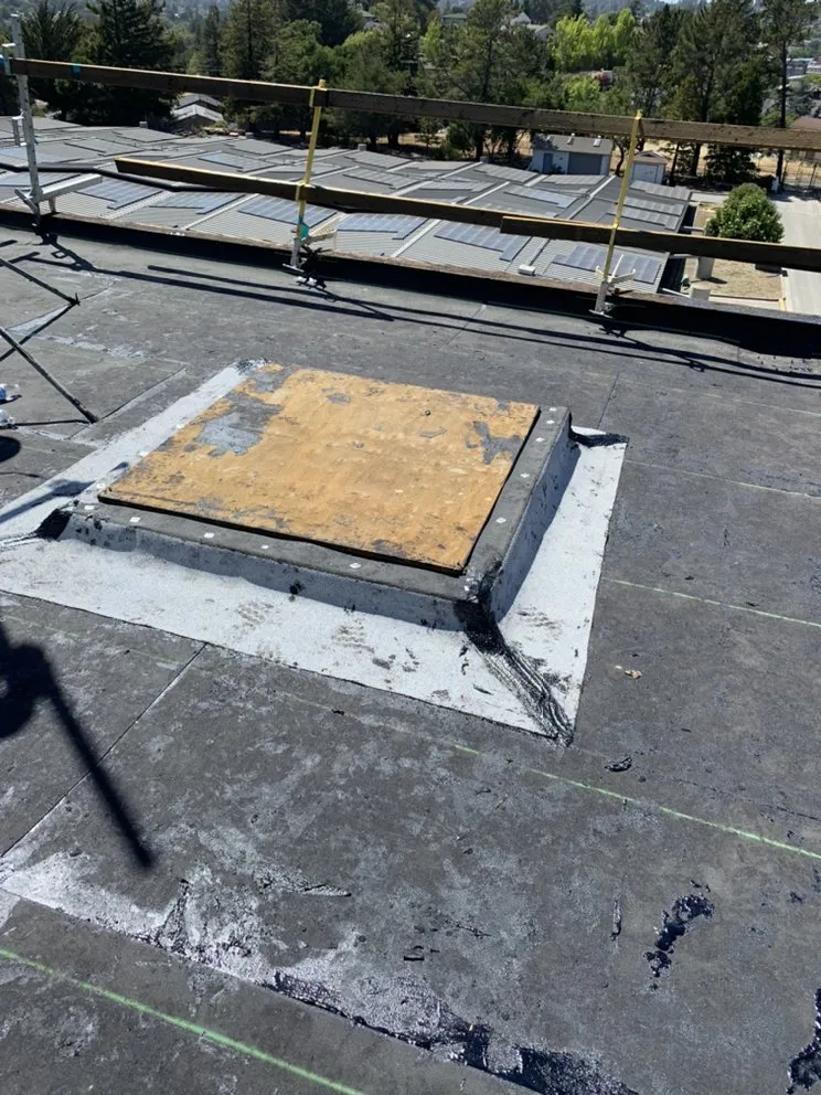 Slide of Mi Casa Costruction Roofing