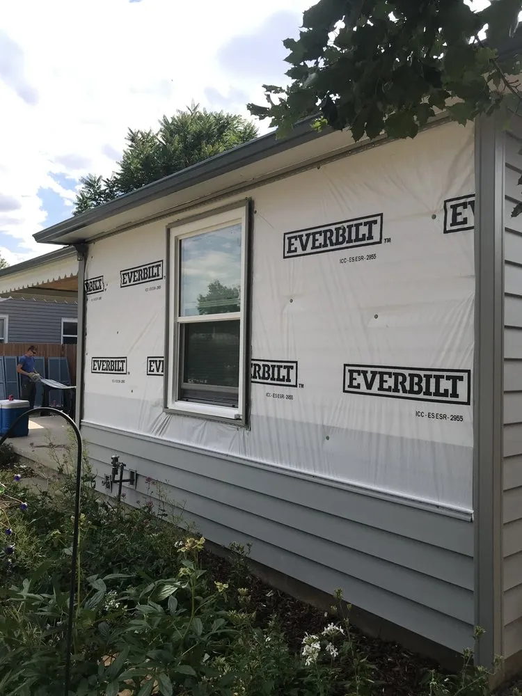 Slide of Mi Roofing and Renovations