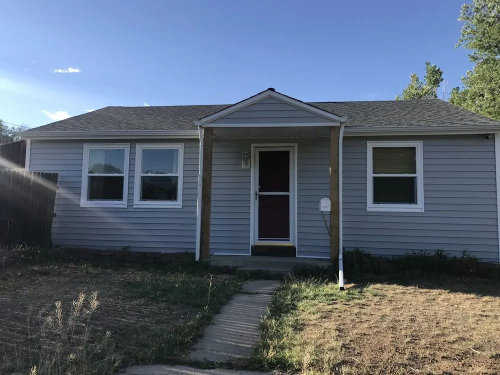 Slide of Mi Roofing and Renovations