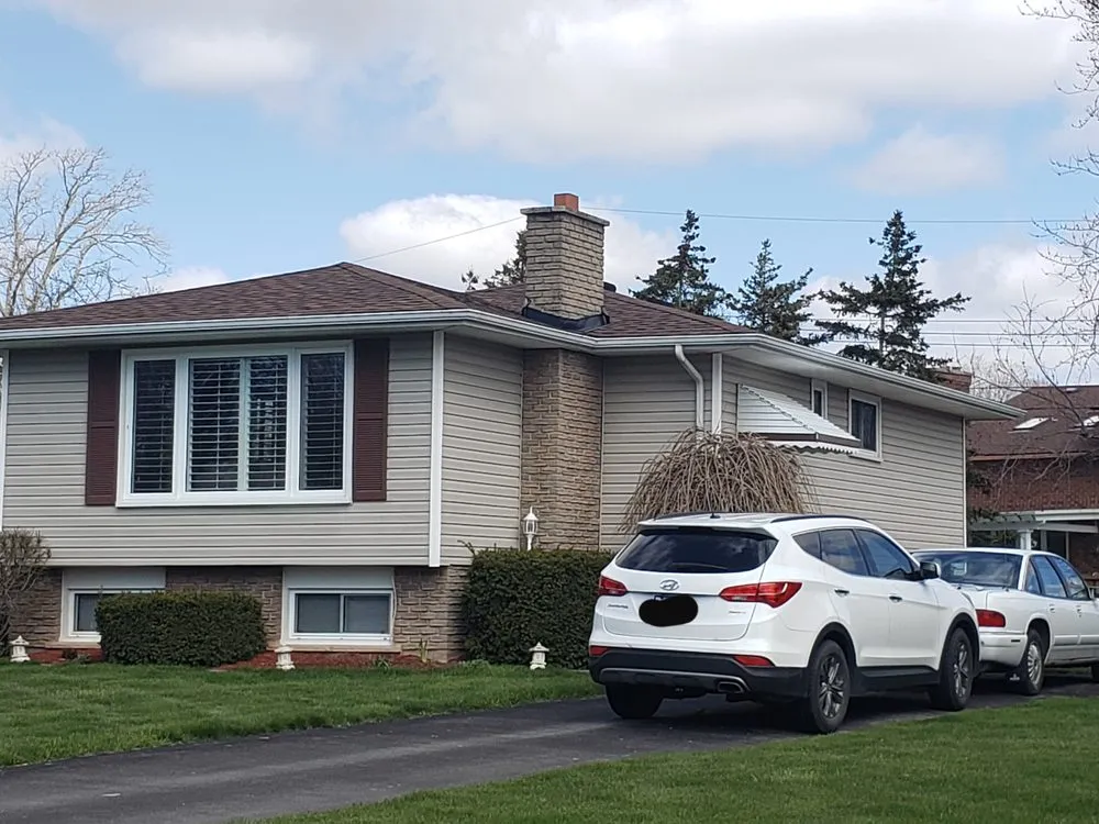 Slide of Michael's Roofing & Contracting