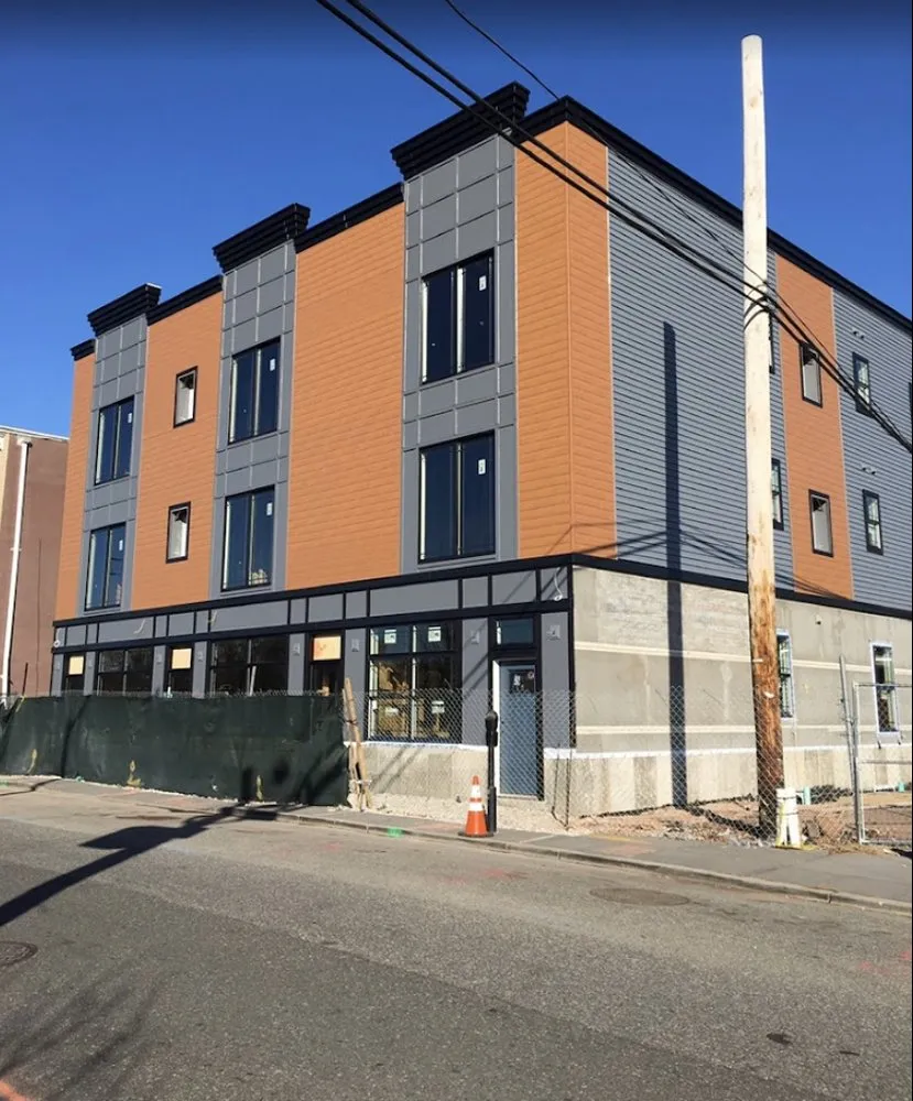 Slide of Mid Atlantic Roofing & Siding