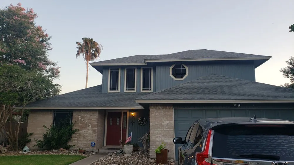 Slide of Mid-Cities Roofing