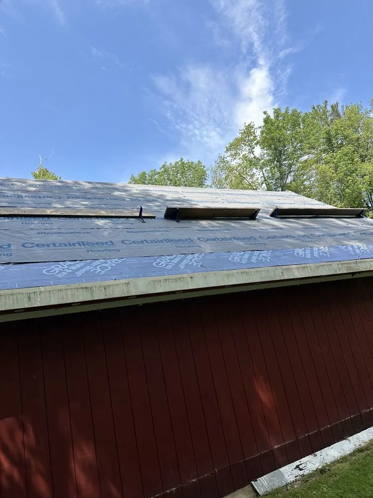 Slide of Mid Coast Roof Techs