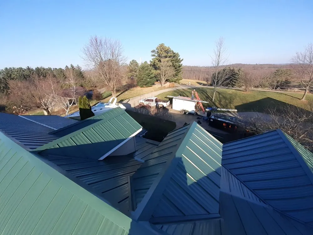 Top-rated roof leak repair for residential properties in Mount Perry, OH by Mid-Ohio Roofing