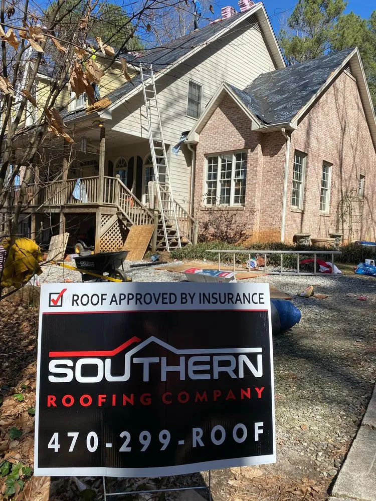 Top-rated residential roofing service in New Salisbury, IN by Mid-Southern Roofing