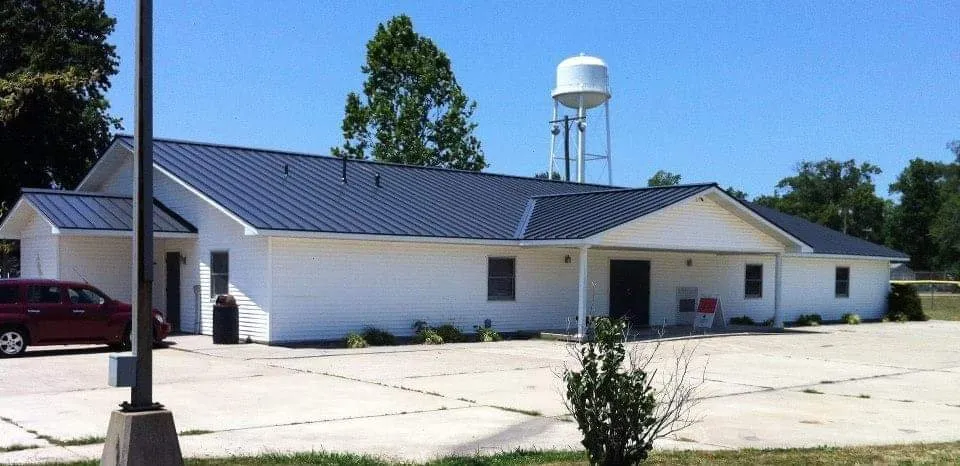 Emergency roof leak repair in Beecher City, IL - Mid-State Construction And Roofing