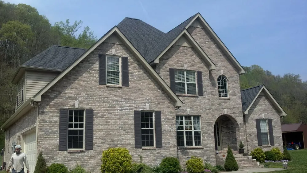 Slide of Mid-Tenn Exteriors