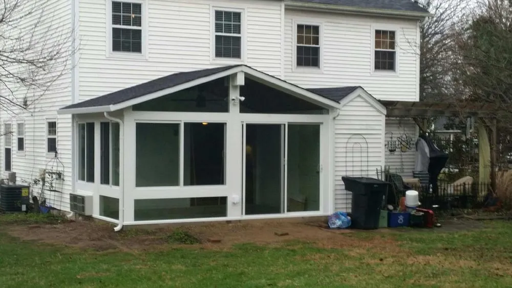 Slide of Mid-Tenn Exteriors