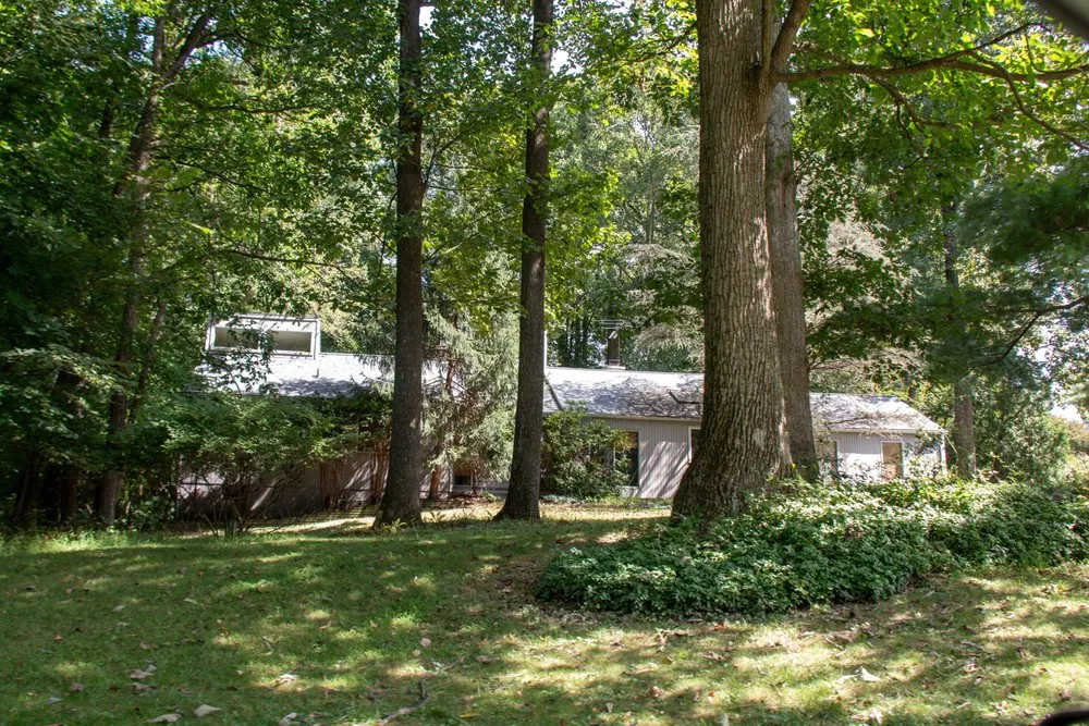 Slide of Middle Creek Roofing