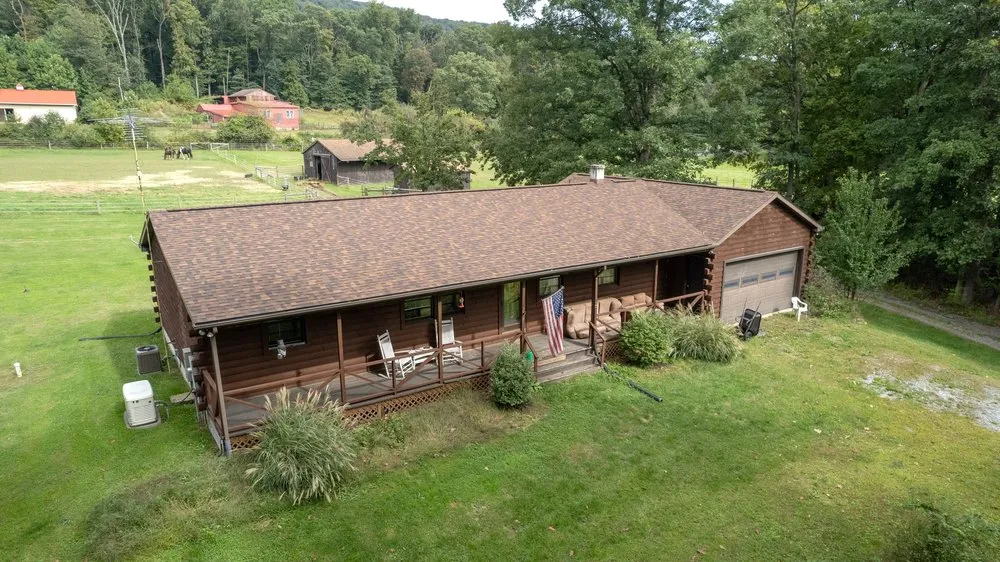 Slide of Middle Creek Roofing