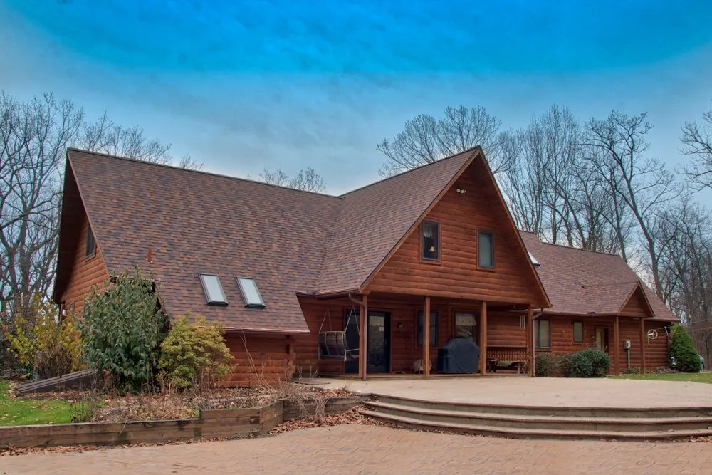 Slide of Middle Creek Roofing