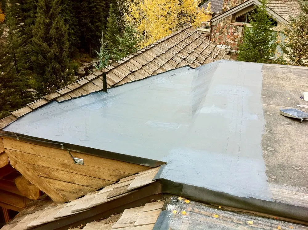 Top-rated shingle roofing service experts serving Eagle-Vail, CO - Middleton