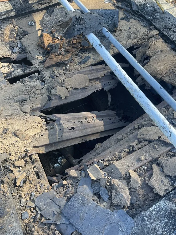 Slide of Midisland Roofing and Seal Coating