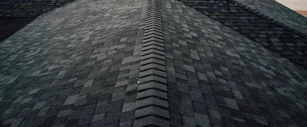 Midlands Roofing & Exteriors Logo