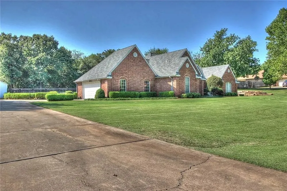 Slide of Midtown Roofing
