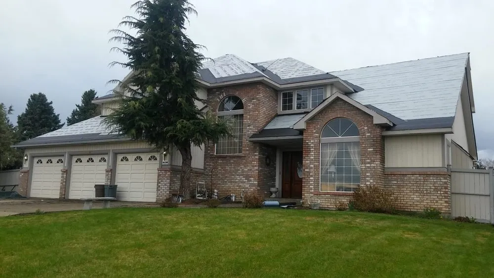 Slide of Midvalley Roofing Solutions