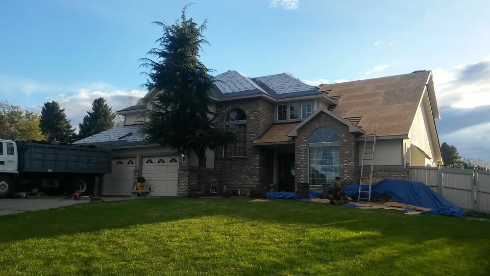 Slide of Midvalley Roofing Solutions