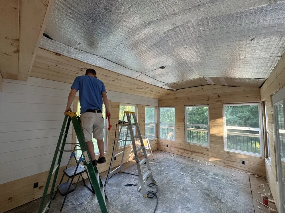 Top-rated flat roof repair for fast service across Fayetteville, OH - Midwest Builders Group
