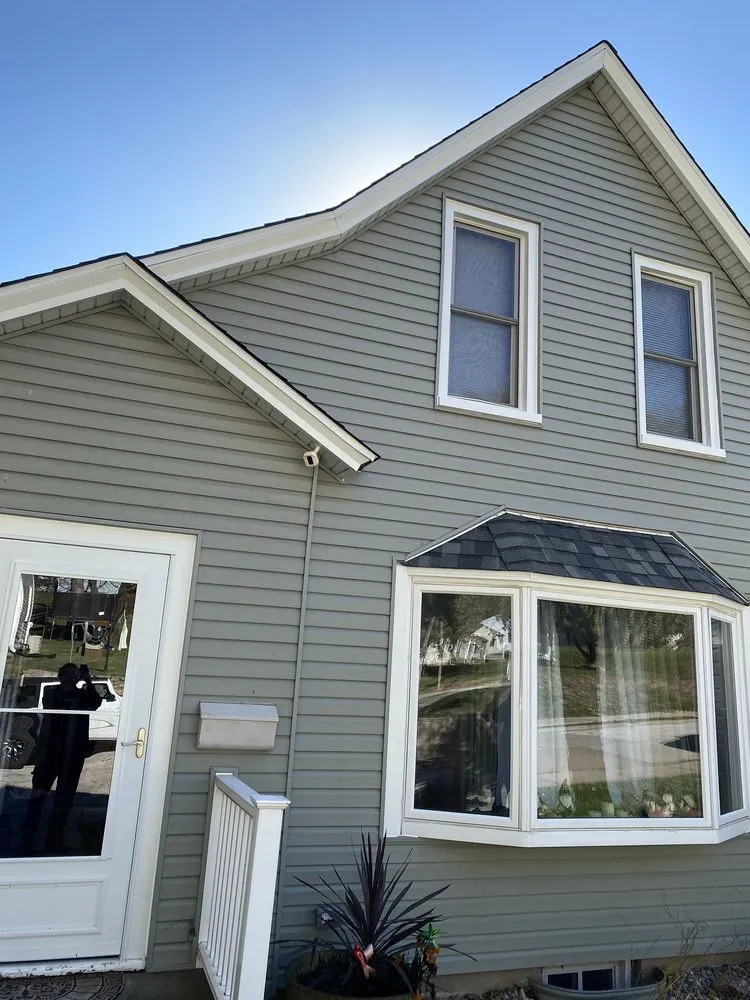 Slide of Midwest Complete Construction