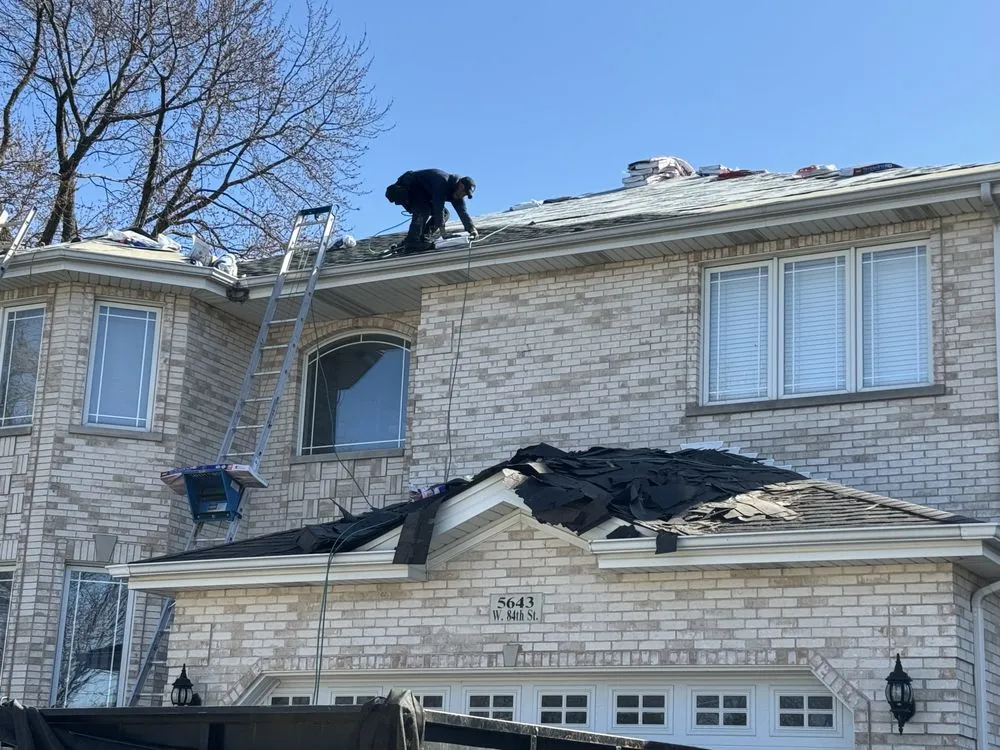 Slide of Midwest Elite Construction