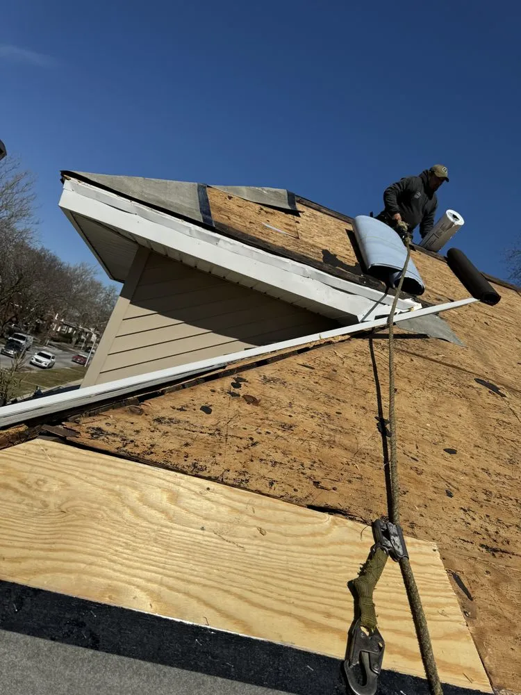 Slide of Midwest Elite Construction