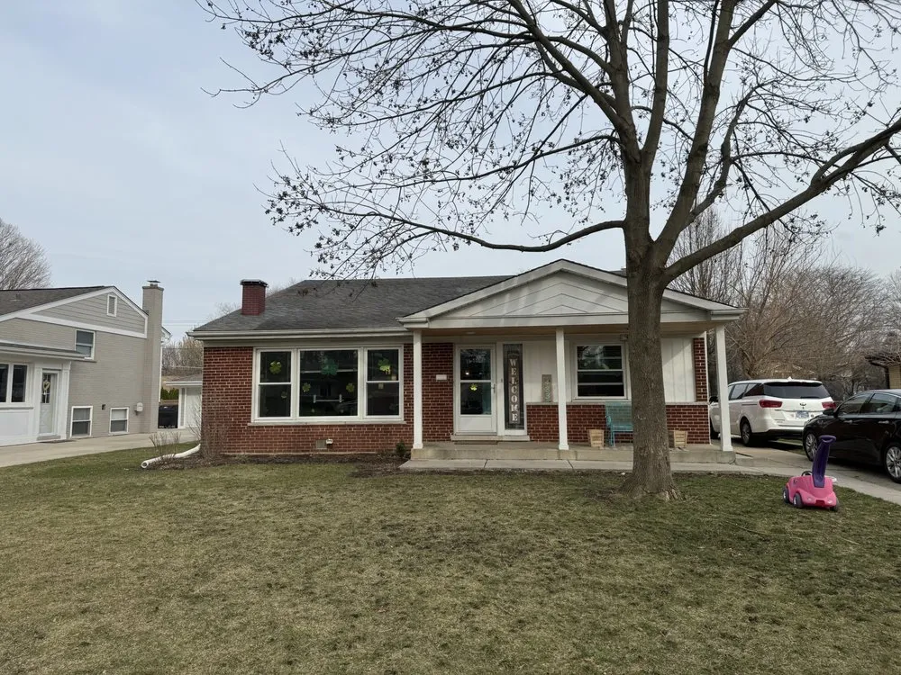 Slide of Midwest Elite Construction