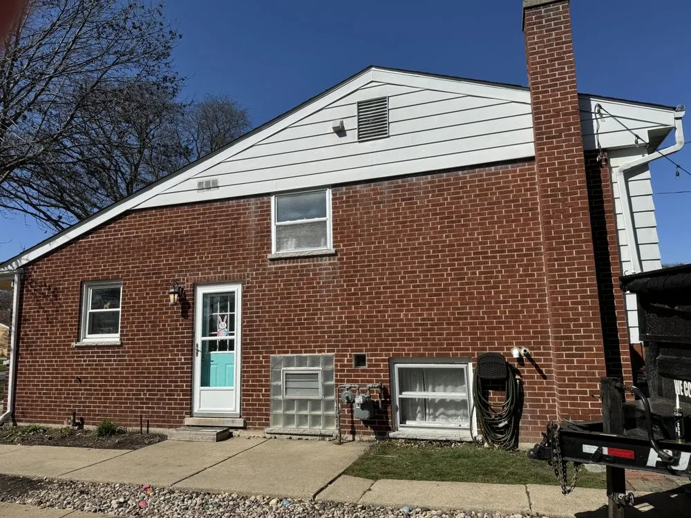 Slide of Midwest Elite Construction