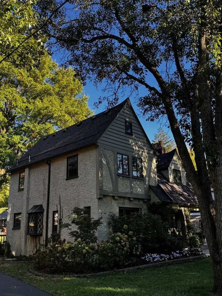 Slide of Midwest Elite Exteriors