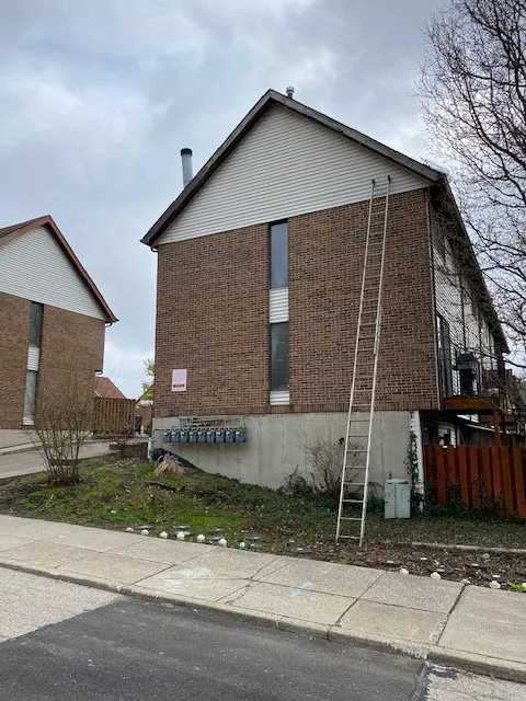 Slide of Midwest Elite Exteriors