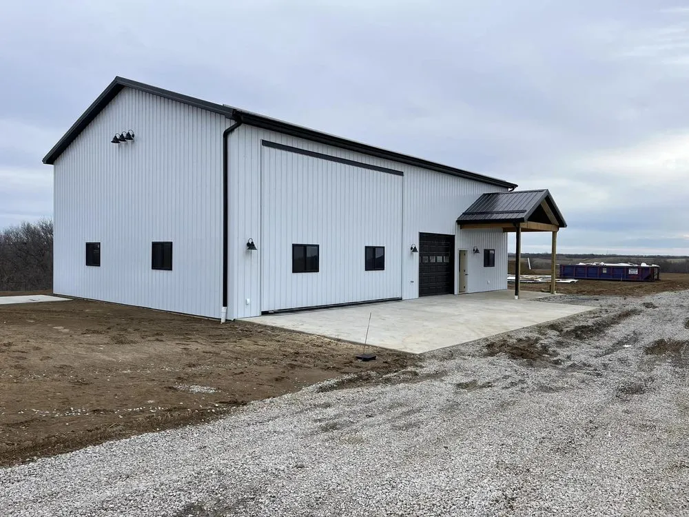 Licensed shingle roofing service experts serving Adair, IA - Midwest Exteriors