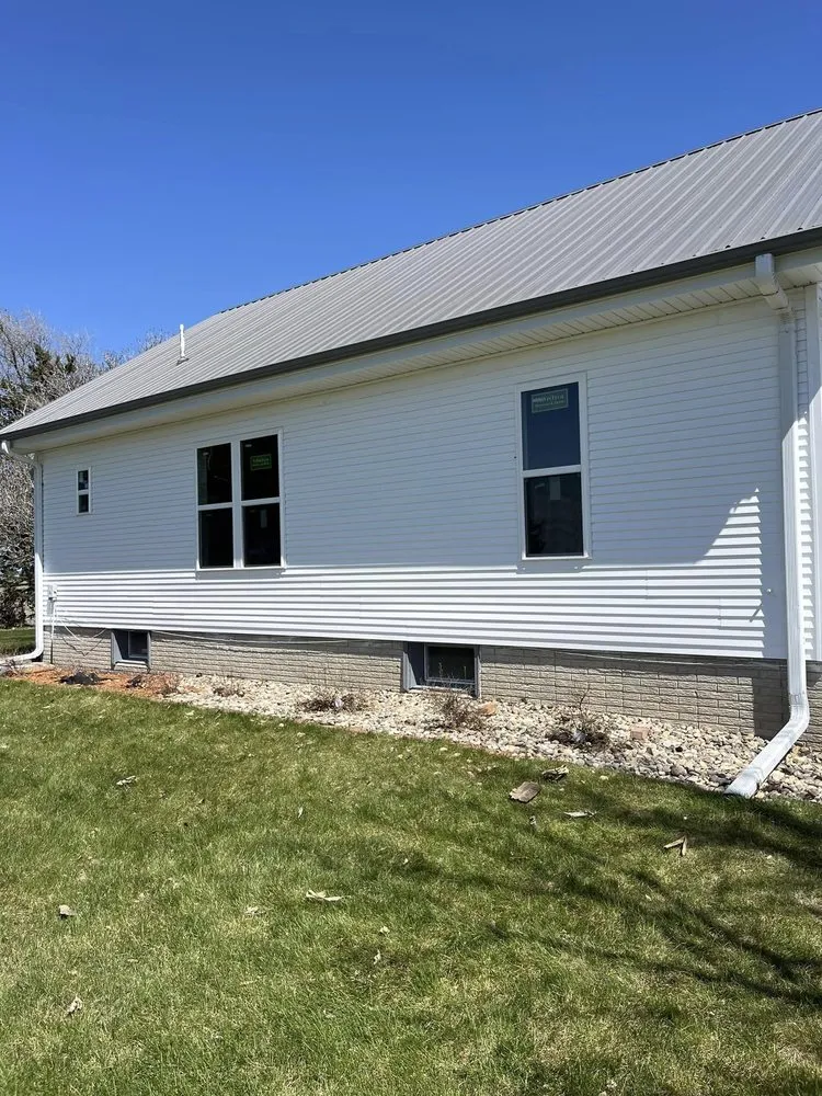 Emergency roof replacement experts serving Adair, IA - Midwest Exteriors